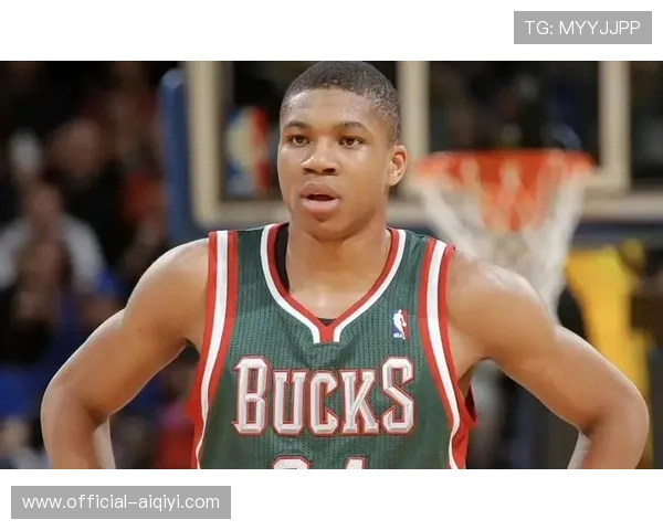 字母哥赛后加练力量，社交媒体发布训练视频