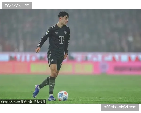 拜仁与英超豪门争抢莱比锡19岁前锋迪奥曼德